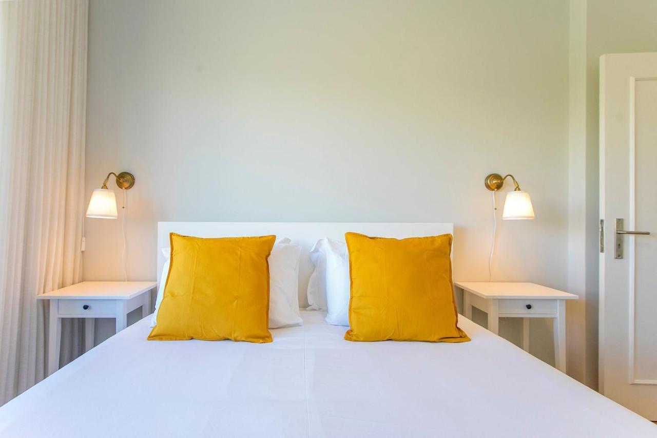 3br With Balcony And Free Parking By Lovelystay Oporto